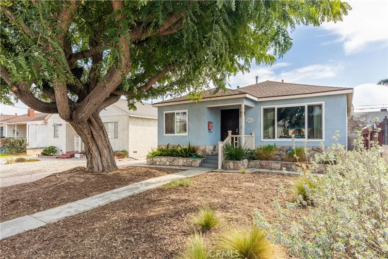 4568 142nd, Hawthorne, CA 90250