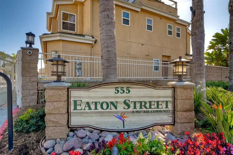 555 Eaton St #I, Oceanside, CA 92054