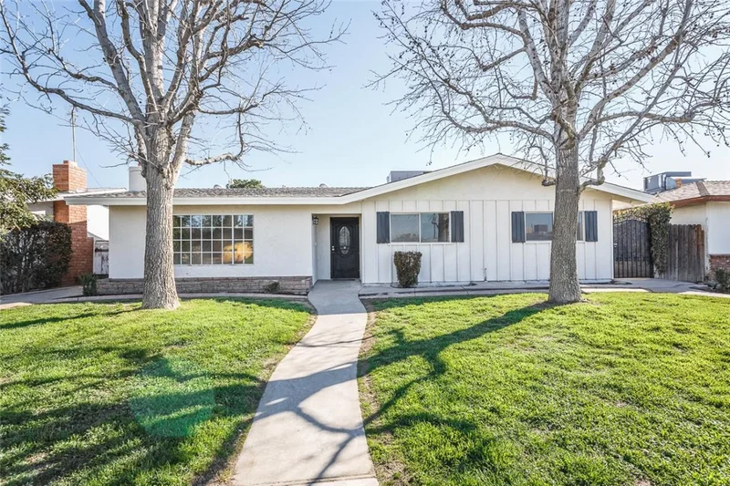 2708 Hallisey, Bakersfield, CA 93309