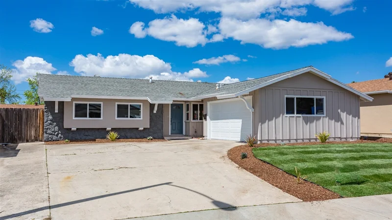 2760 Bonita St, Lemon Grove, CA 91945