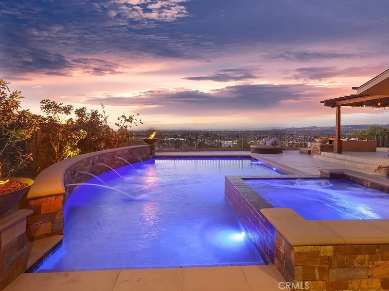 12277 Circula Panorama, North Tustin, CA 92705