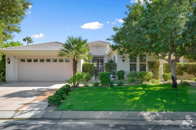 51662 Via Sorrento, La Quinta, CA 92253