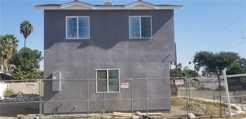 896 Gordon St, Pomona, CA 91766