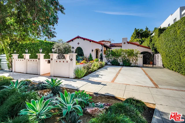 425 Kings, Los Angeles, CA 90048