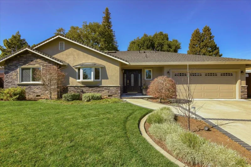 1178 Golden, Los Altos, CA 94024