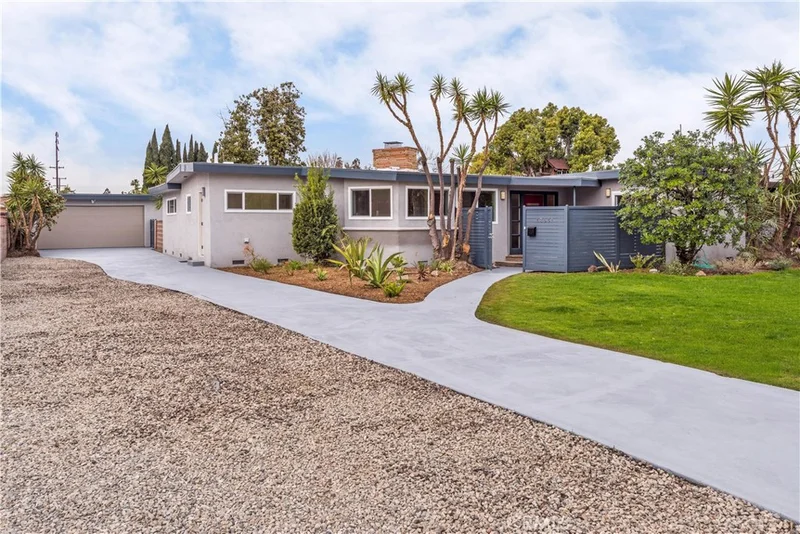 12531 Dolan Avenue, Downey, CA 90242
