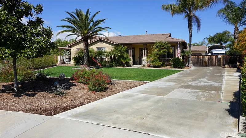 41974 Carson, Murrieta, CA 92562