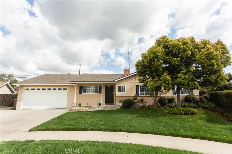 914 Pear Street, Brea, CA 92821