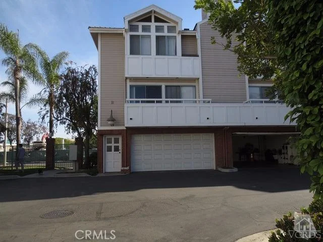 881 B, Oxnard, CA 93030