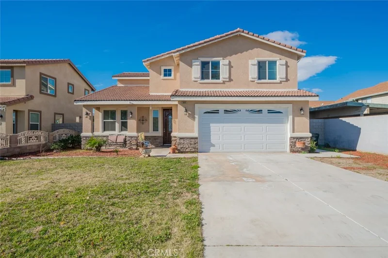 8606 Tamarind, Fontana, CA 92335
