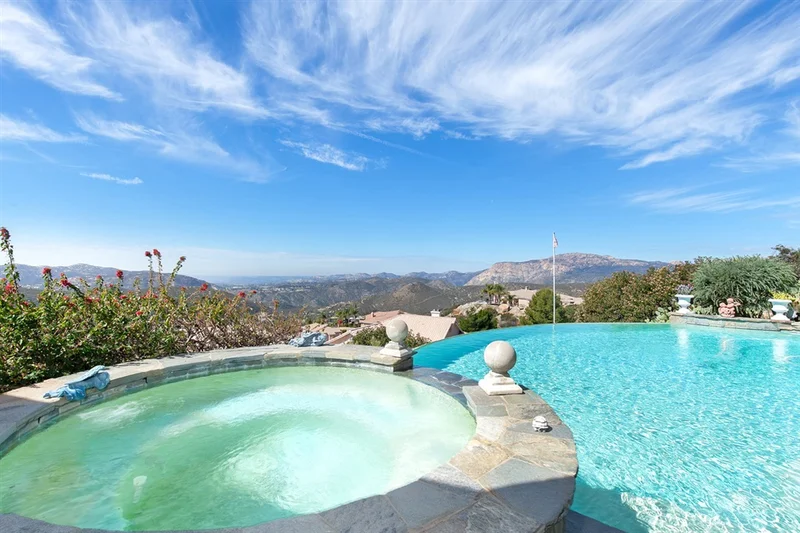 426 Vars Way, Alpine, CA 91901