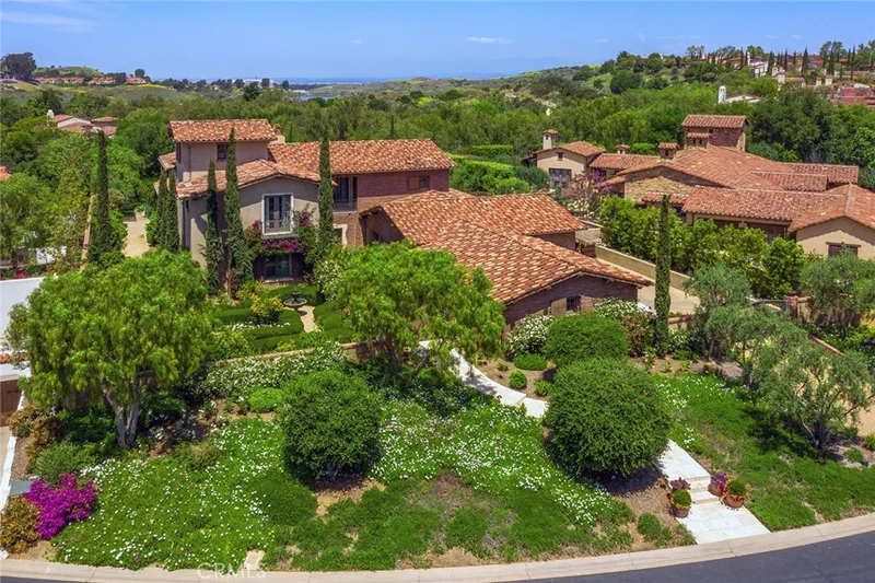 23 Blue Grass, Irvine, CA 92603