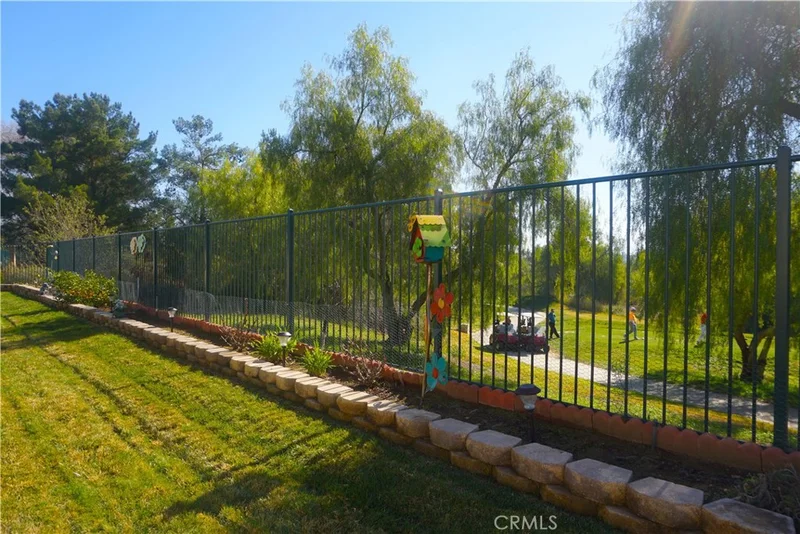 911 Gleneagles Road, Beaumont, CA 92223