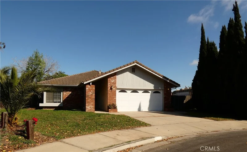 516 La Paz, Santa Maria, CA 93455