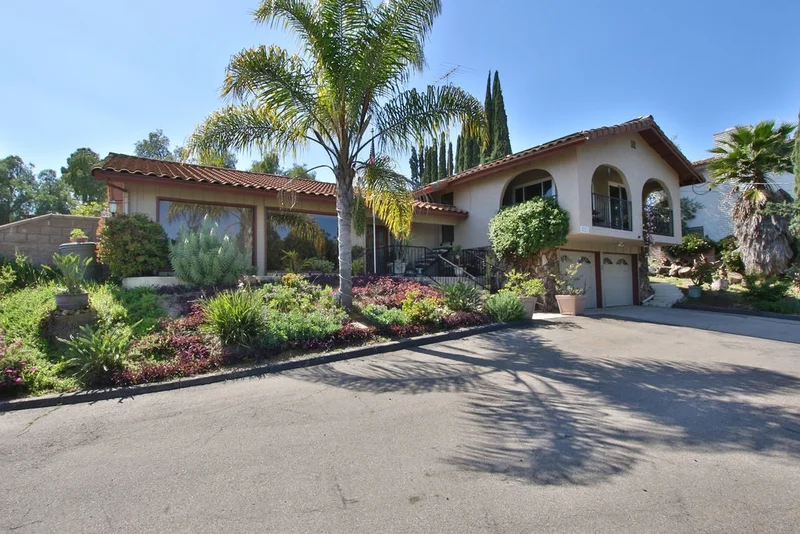 5601 Sweetwater Rd, Bonita, CA 91902