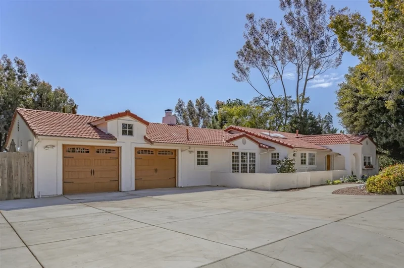 1032 C Street, Encinitas, CA 92024