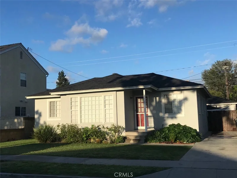 4519 Adenmoor, Lakewood, CA 90713