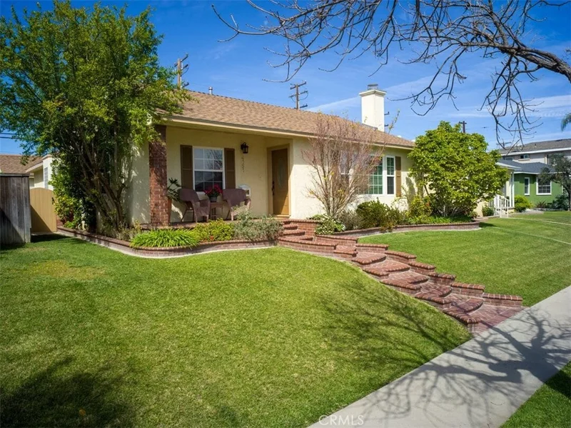 4151 Faust, Lakewood, CA 90713