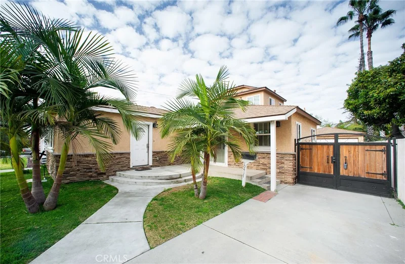 10417 Dolan, Downey, CA 90241