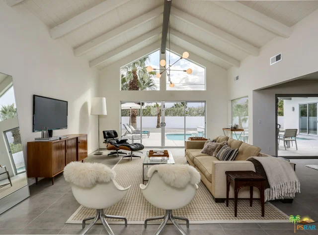 455 Laurel, Palm Springs, CA 92262