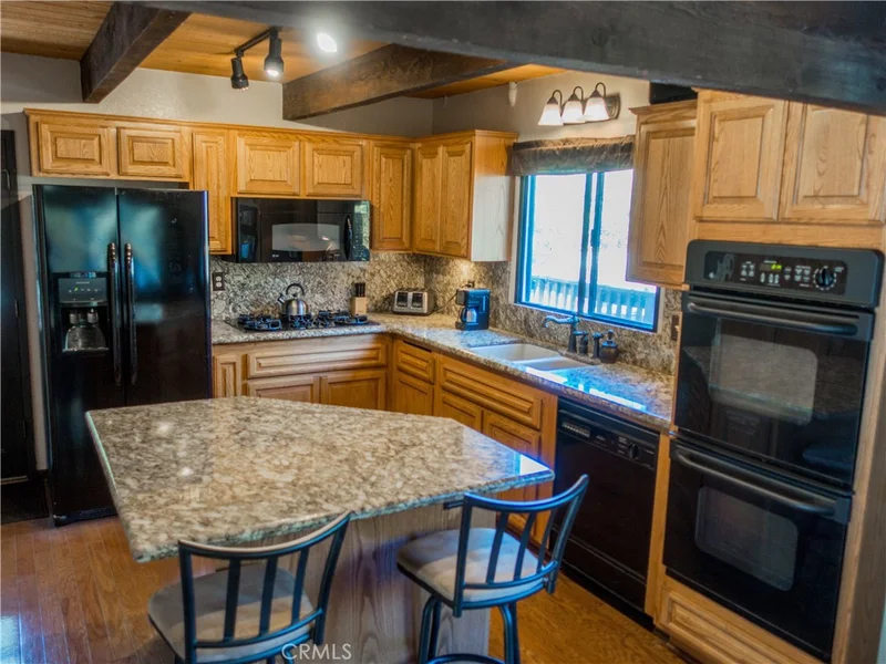 5430 Acorn, Wrightwood, CA 92397