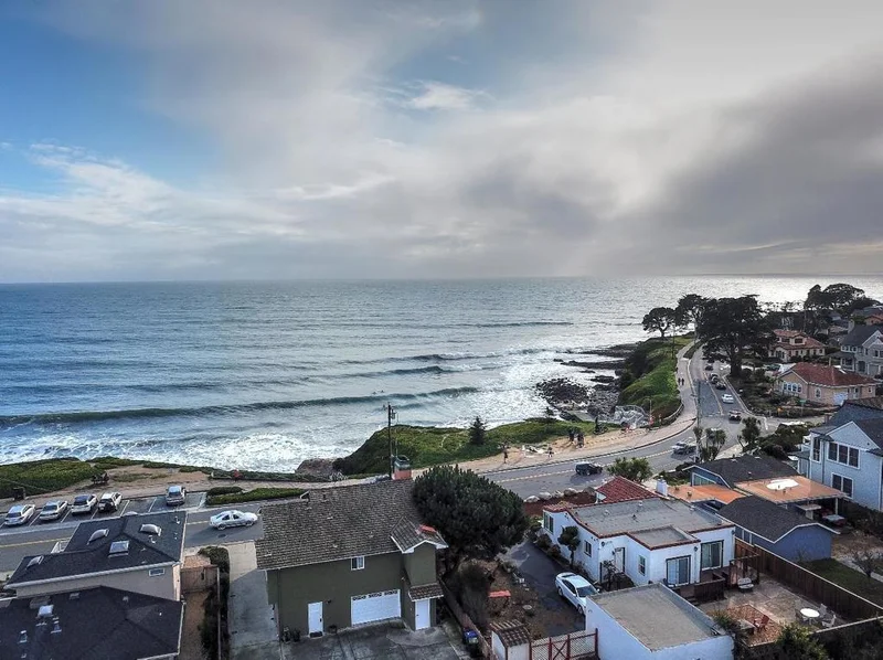 1122 Cliff, Santa Cruz, CA 95060