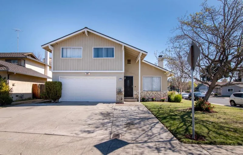1150 Moon, Milpitas, CA 95035