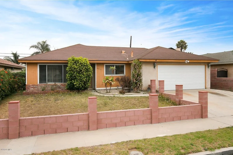 4610 Phoenix, Oxnard, CA 93033