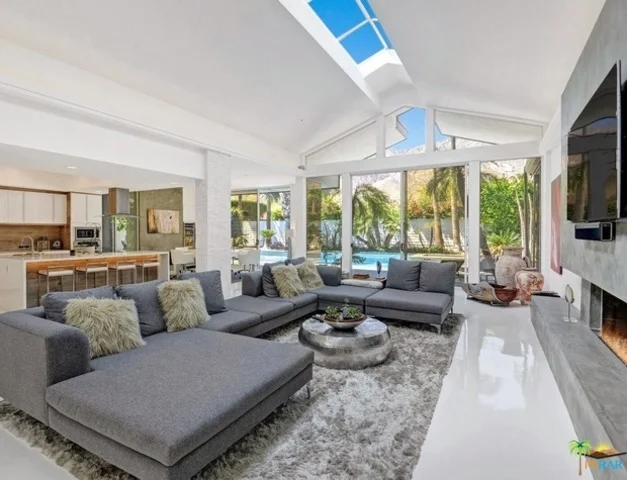1031 Andreas Palms, Palm Springs, CA 92264