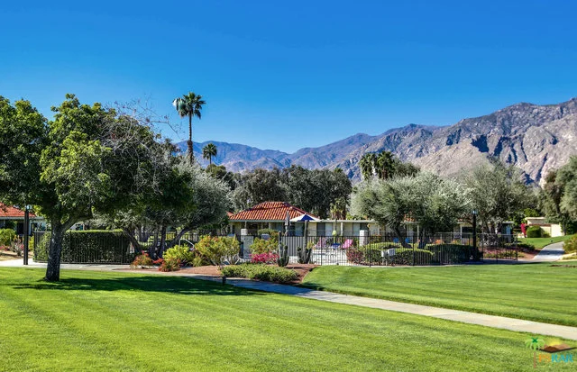 781 Seville, Palm Springs, CA 92262