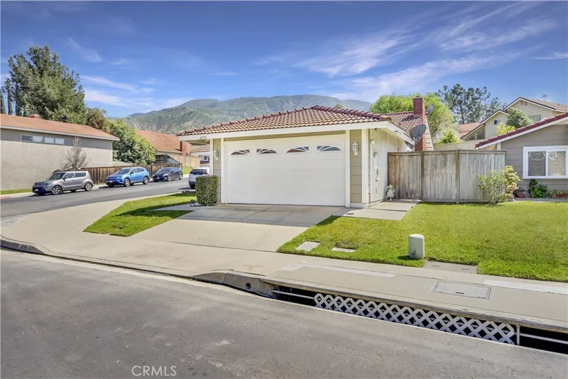 4595 Feather River, Corona, CA 92880