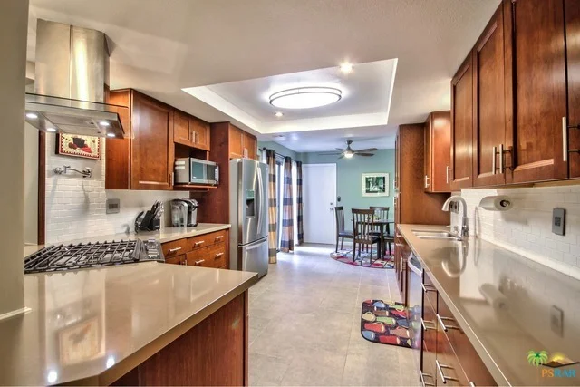 422 Calle El Segundo, Palm Springs, CA 92262