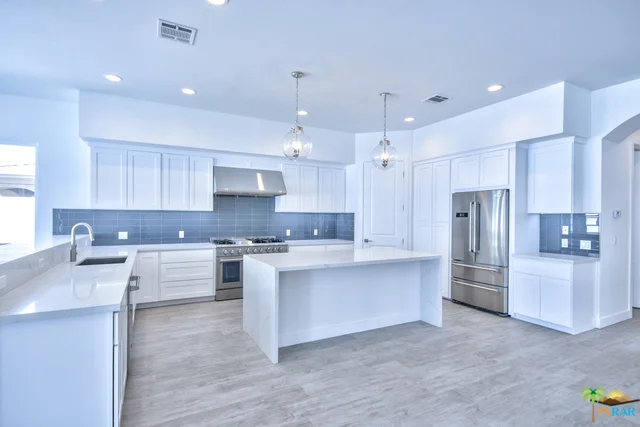 30 Calais, Rancho Mirage, CA 92270