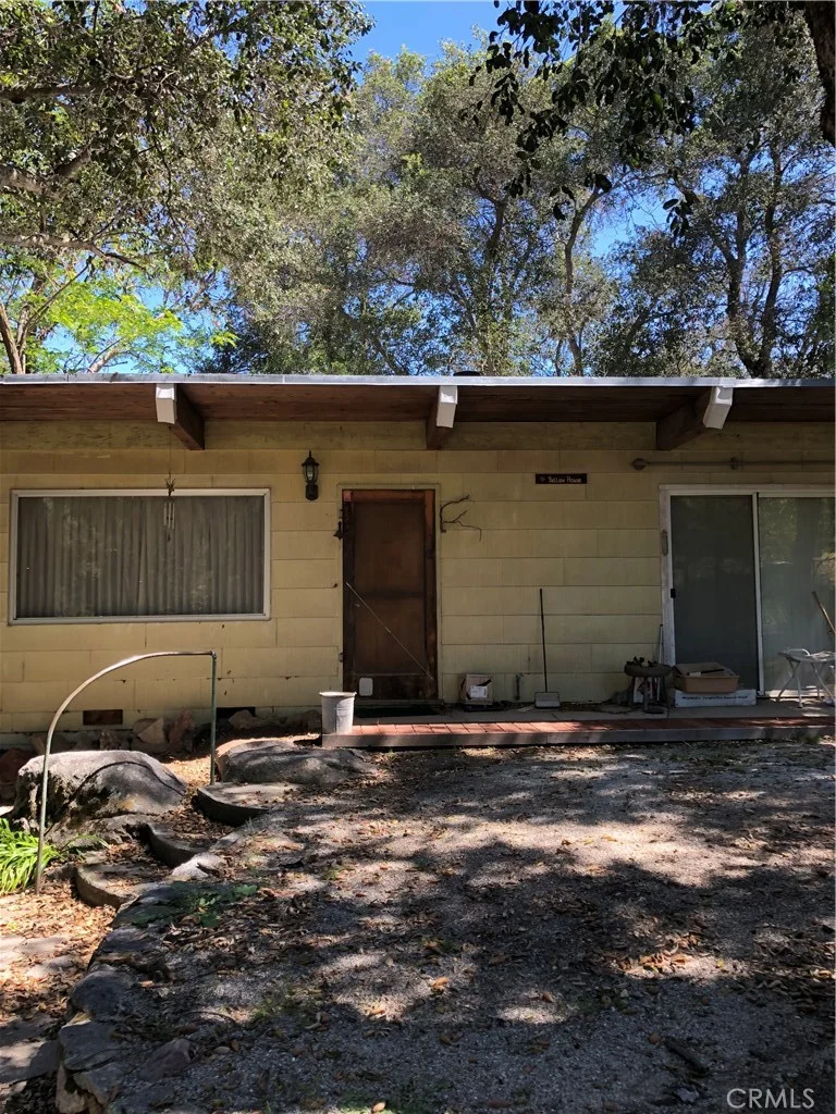 18917 Lower, Banning, CA 92220