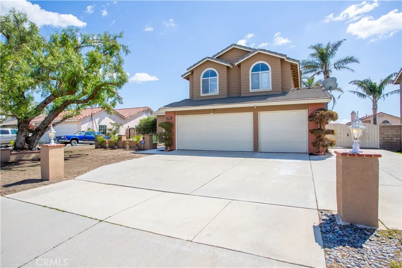 2725 Dawnview, Rialto, CA 92377