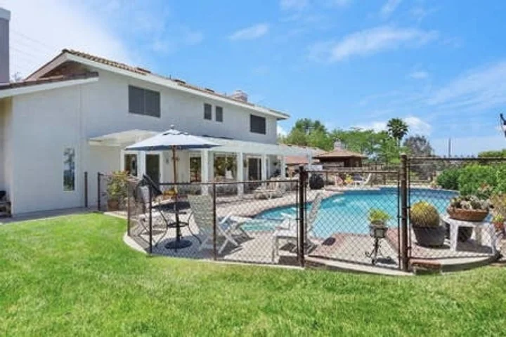 42786 Agena, Temecula, CA 92592