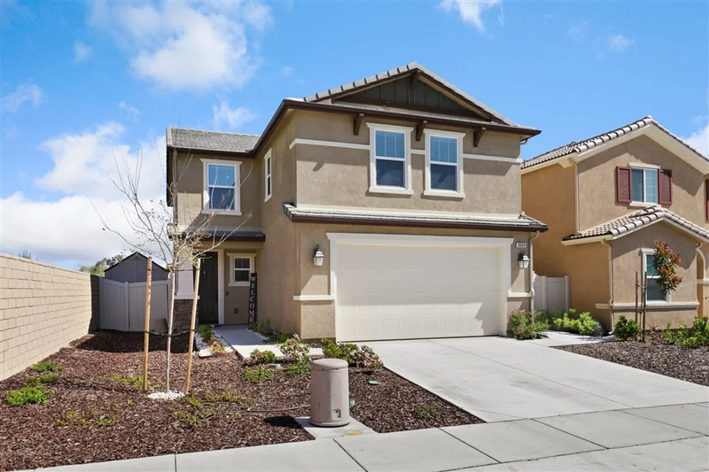 8604 Comiskey Way, Santee, CA 92071