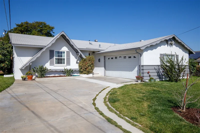 1034 Blackbird Street, El Cajon, CA 92020