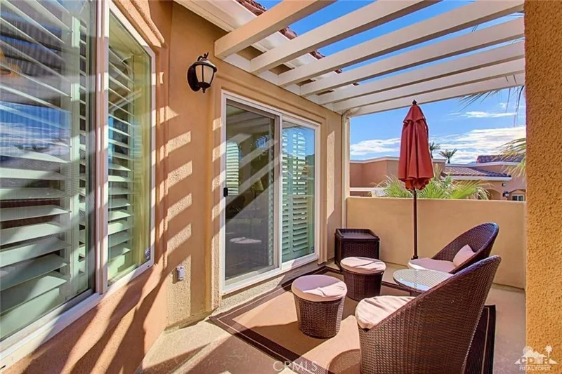 45245 Seeley #15E, La Quinta, CA 92253