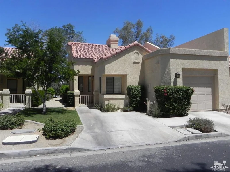41370 Inverness #29-18, Palm Desert, CA 92211