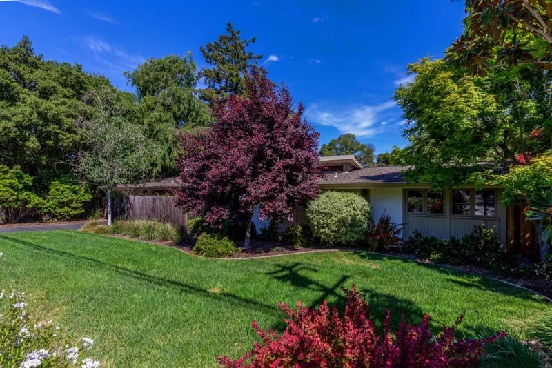 18581 Allendale, Saratoga, CA 95070