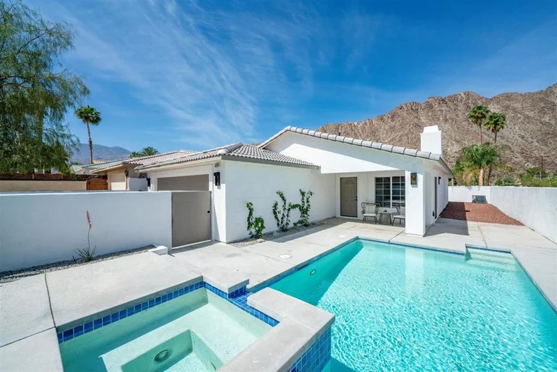52015 Avenida Diaz, La Quinta, CA 92253