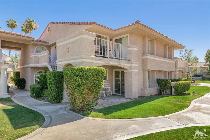 2701 Mesquite #D143, Palm Springs, CA 92264