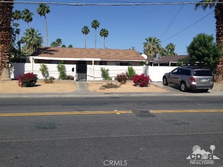 42985 Warner Trail, Palm Desert, CA 92211