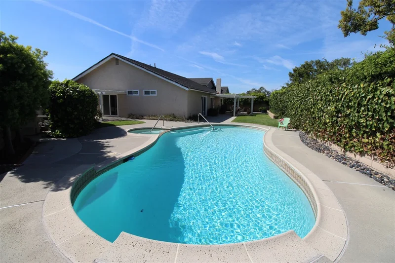 27281 Borrasca, Mission Viejo, CA 92691