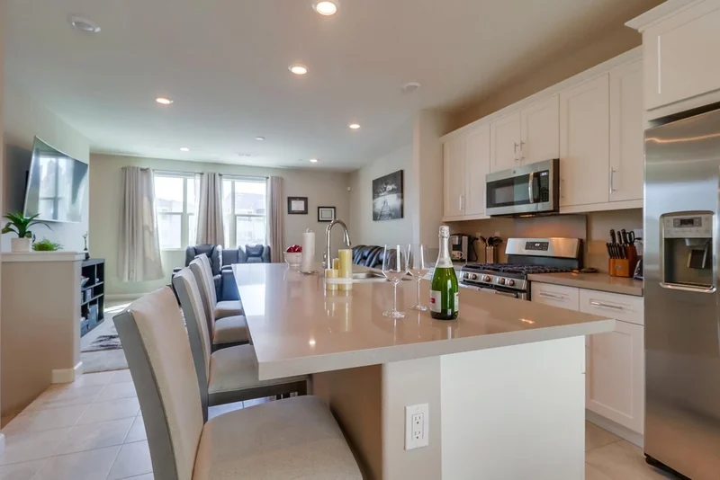 1850 Ascella Dr. #4, Chula Vista, CA 91915