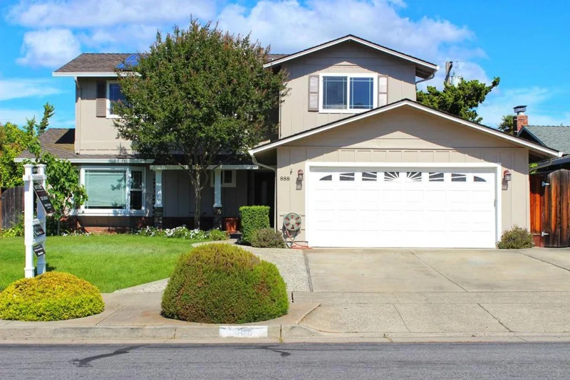 888 Blazingwood, Cupertino, CA 95014