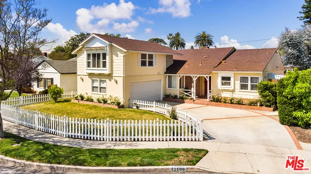 12509 Rye, Studio City, CA 91604