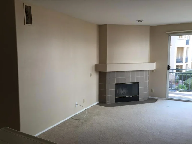 550 Camino De La Reina #215, San Diego, CA 92108
