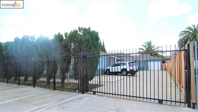 1232 81st Ave, Oakland, CA 94621